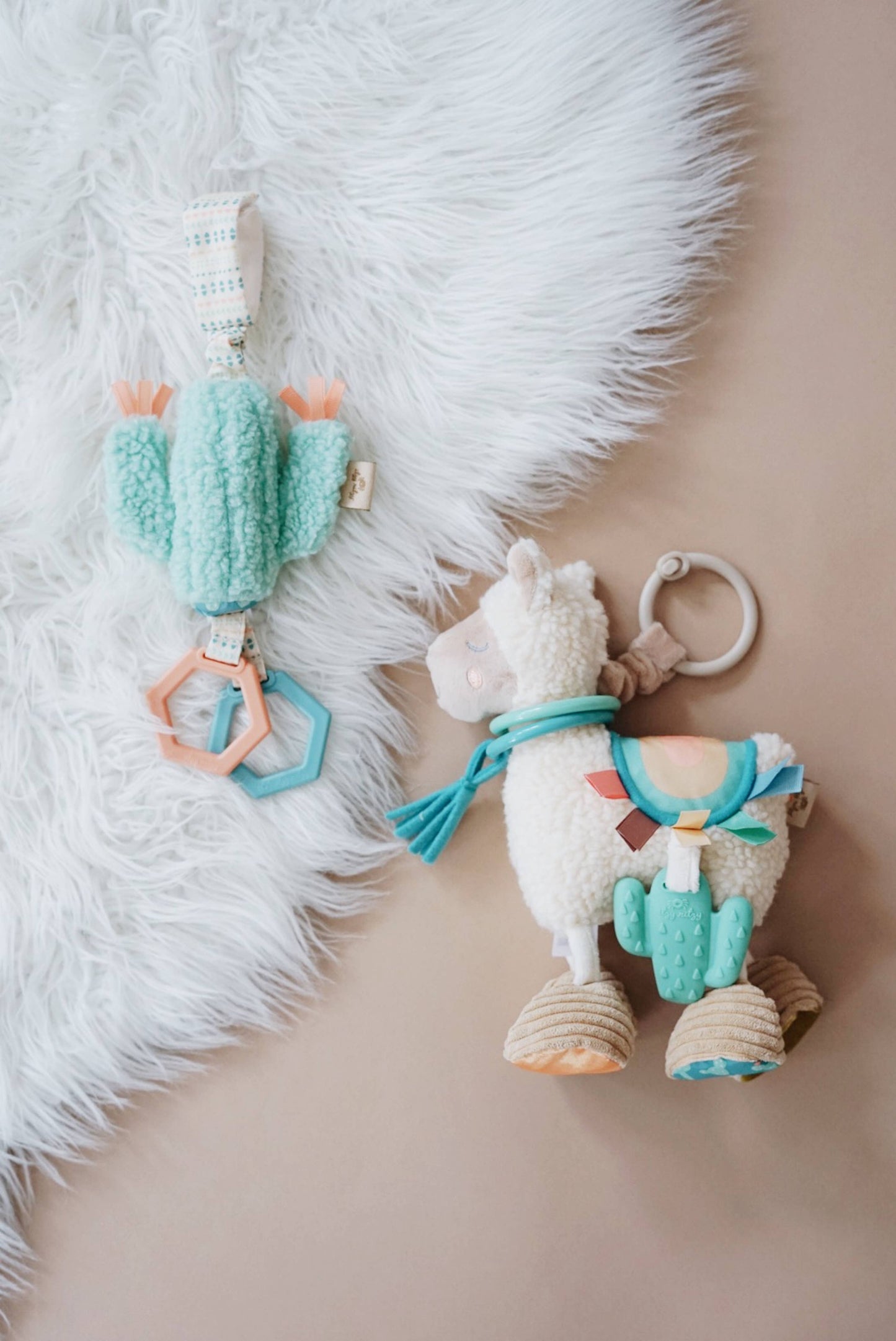 Itzy Friends Link & Love  Activity Plush with Teether Toy